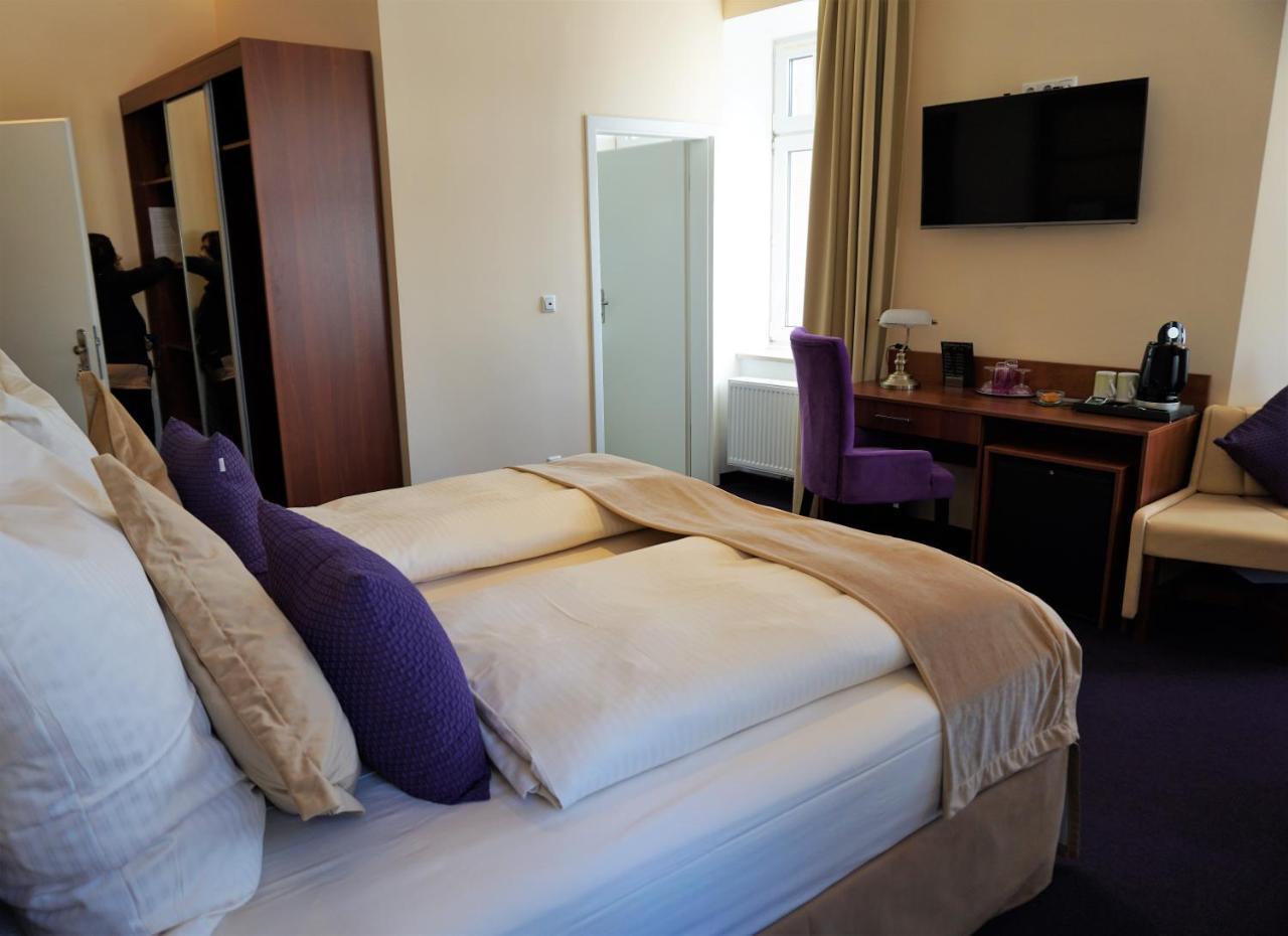Hotel Brecherspitze - Munich — Photos 1